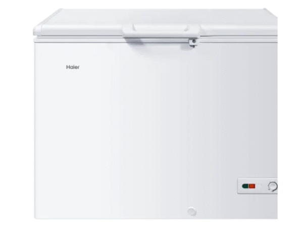 Haier 11 cu. ft. Solid Top Chest Freezer / Chiller (Dual Function)